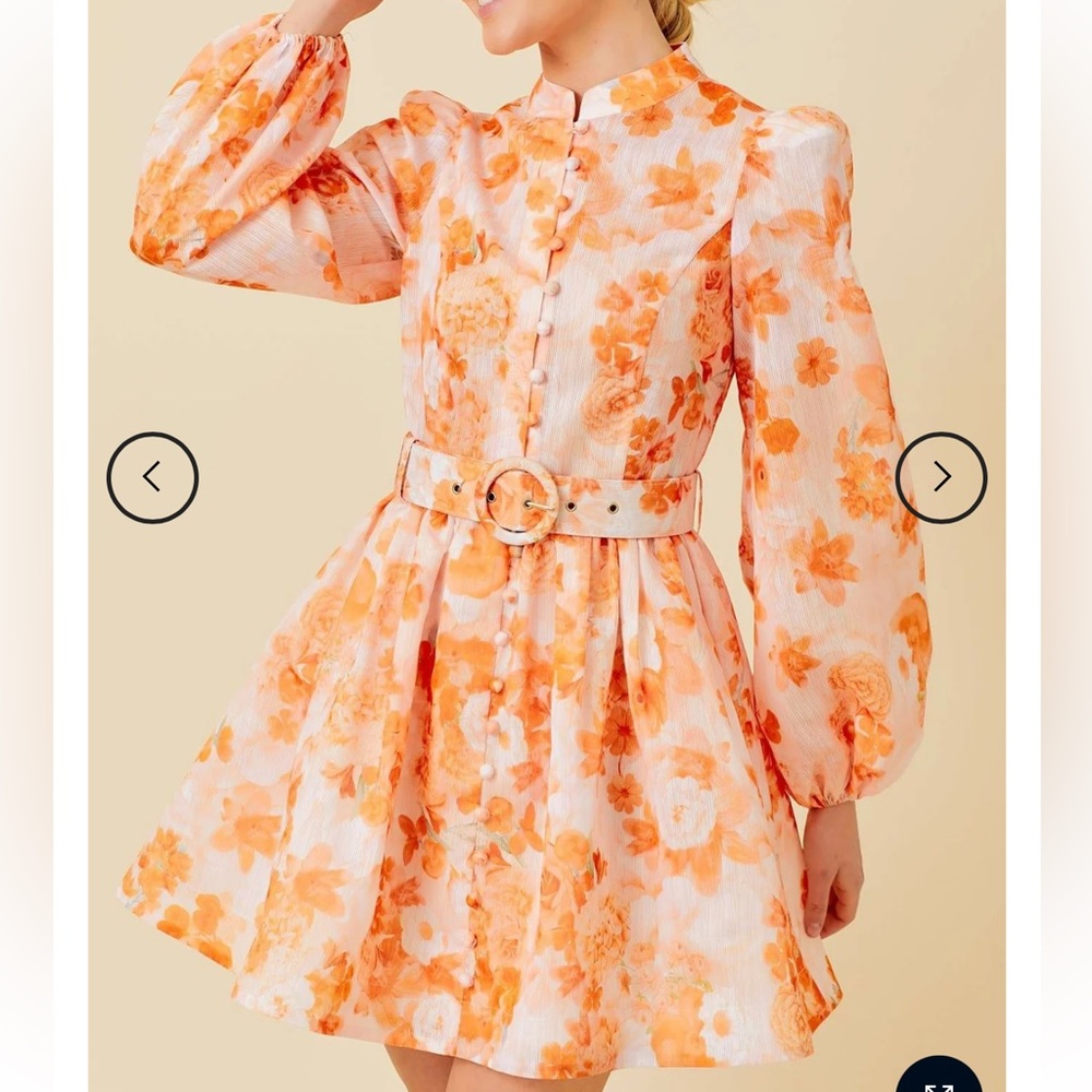 Boutique Dress NWT Size Small (size up, runs small) Perfect for Spring/Summer!
